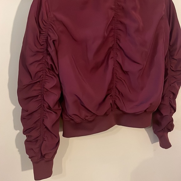 H&M Divided Burgundy Bomber Jacket Size 4 - Picture 14 of 16